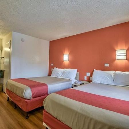 Loyalty Inn Таллахасси Экстерьер фото